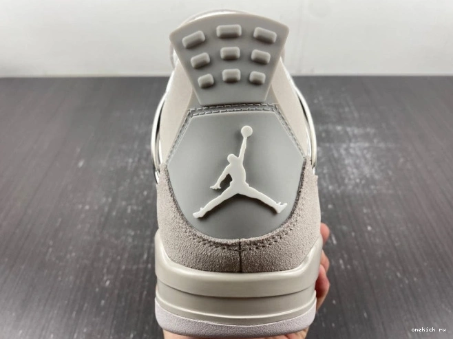 Rep Onekick AQ9129-001 Moments Frozen 4 Air Jordan 0708